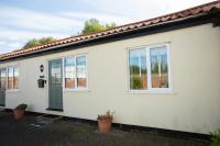 PERFECT BUSINESS ACCOMMODATION at SIDINGS FARM - Luxury Cottage Accommodation - Fully equipped & Self Catering - B&B Pidley