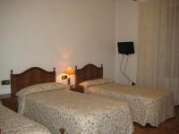 Double or Twin Room with Private Bathroom