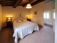 Two-Bedroom Apartment (4 Adults)