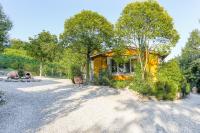 Villa Pongina with private pool - B&B