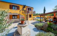 House Mali Vareski 585 - Bed and Breakfast