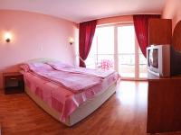 Apartment (4 Adults) Lake View