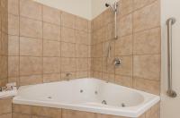 Appartement 1 Chambre Exécutif avec Bain à Remous