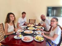 Sweet Home Tourist Rest, Cooking Classes & Tours - B&B Anurādhapura