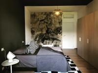 Doppelzimmer mit Seeblick und einem eigenen, außen liegenden Badezimmer