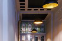 Amber / Navy Design Apartments with A/C - B&B Budapest