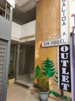 Cactus 2 bedroom Apartment on Calle San Miguel Minutes from the beach BY NAMASTE ELITE - Chambres d'hôtes Torremolinos