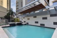 SK2 - CHARMING Skyline CBD w River Views 3 BR Private Apartment - B&B Brisbane