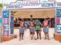 B&B Pelindaba - aha Lesedi African Lodge & Cultural Village - Bed and Breakfast Pelindaba
