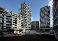 Brand New Modern Stylish Apartment + parking & balcony - Bed and Breakfast Praag