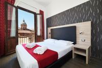 Habitación con cama grande 