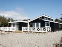 B&B Trend - 8 person holiday home in L gst r - Bed and Breakfast Trend