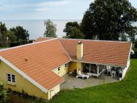 B&B Egeskov - 10 person holiday home in B rkop - Bed and Breakfast Egeskov