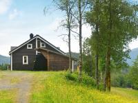 Four-Bedroom Holiday home in Bygstad 2