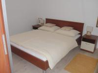 Apartment mit 2 Schlafzimmern und Terrasse