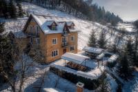 Pensiunea Hétvezér Panzió - B&B Sub Cetate