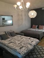 Studio Apartment with balcony, parkinghall - B&B Oulu