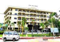 EM HOMESTAY(Coral Bay 3Room Apartment) - Bed and Breakfast Pangkor