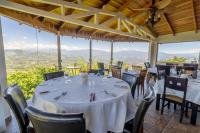 Barons Resort - B&B Atenas