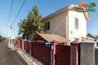 Tiny Hotel Bishkek - B&B