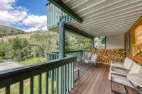 Timberfalls Hideaway - Bed and Breakfast