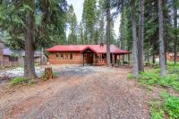 B&B McCall - Awesome Payette Lake Cabin - Bed and Breakfast McCall