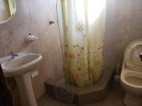 Dreibettzimmer mit eigenem Bad