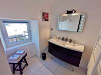 Suite (2 Adults)