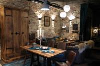 Friendly Home - Special Doppelappartement "Old Bakery" Köln Bonn Phantasialand - Bed and Breakfast Brenig