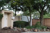 Lovely Linden Cottage with Solar Inverter - Bed and Breakfast Johannesburg