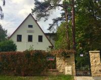 Willa Danusia - B&B Milanówek