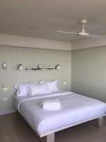 Double Room with Balcony and Sea View