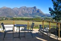 B&B Franschhoek - Topiary Wine Estate & Cottages - Bed and Breakfast Franschhoek