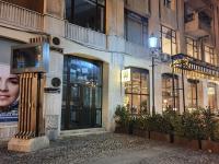 Bucharest Pedestrian Old Town 3 Bedrooms by Orchid Garden - B&B Bucarest
