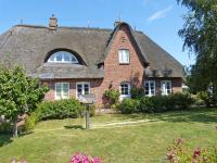 Haus Strandweg 8 Friesenhaushälfte *Steuerbord* - B&B Nebel