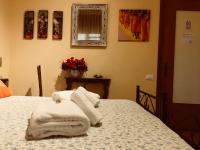 Standard Double Room with Shared Bathroom