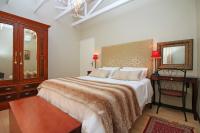 One-Bedroom Apartment with Balcony