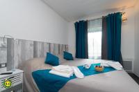 Chambre Double ou Lits Jumeaux avec Salle de Bains Privative