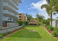 Tingeera Beachfront Apartments - B&B Hervey Bay