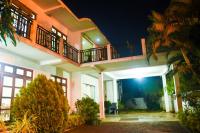 B&B Negombo - Araliya Blue Beach View Hotel - Bed and Breakfast Negombo