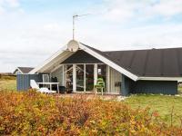 B&B Harboøre - 5 person holiday home in Harbo re - Bed and Breakfast Harboøre