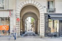 Apartment 3 people close Eiffel Tower by Weekome - Chambres d’hôtes Paris