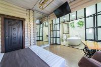 Deluxe Double Room with Bath