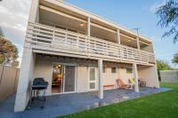 B&B Aldinga Beach - Aldinga Beach Break - C21 SouthCoast Holidays - Bed and Breakfast Aldinga Beach