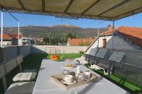 apartment by the sea and beach with roof terrace - Ferienwohnung