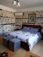 Bona's Home - Bed and Breakfast Tushemisht