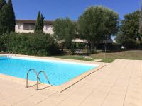 Studio Santa Monica - Climatisé - Piscine - Parking - Bed and Breakfast