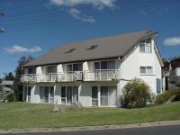 Parkwood 6 - 2BR Split Lvl Apartment l Spa Bath l BBQ l Central Location - B&B