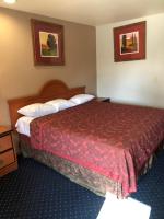 Zimmer mit Kingsize-Bett