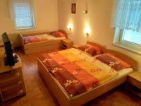 Chambre Triple avec Salle de Bains Privative Séparée